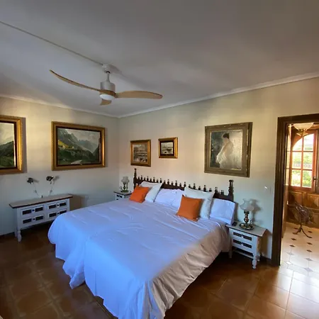 Casa Del Pintor Antonio Mesa Vakantiehuis Mombeltrán