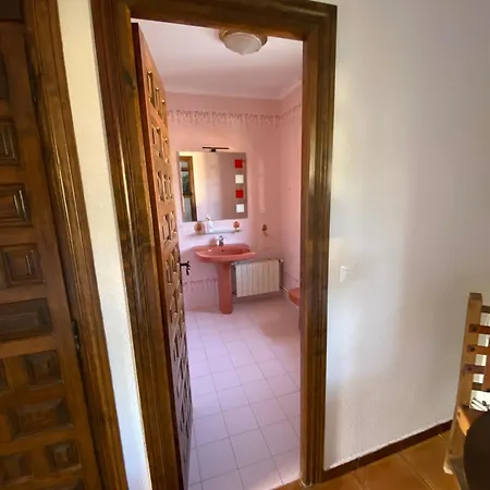 Casa Del Pintor Antonio Mesa Дом отдыха Момбельтран