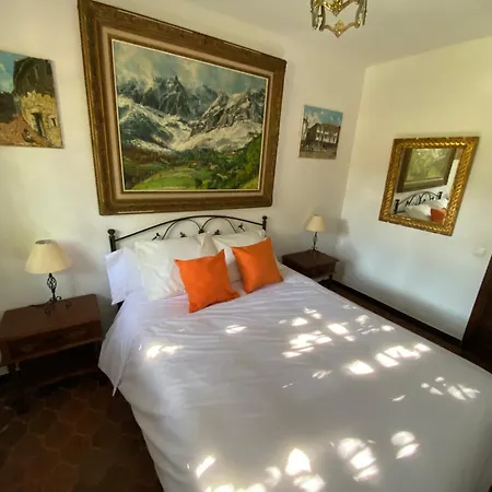 Casa Del Pintor Antonio Mesa *