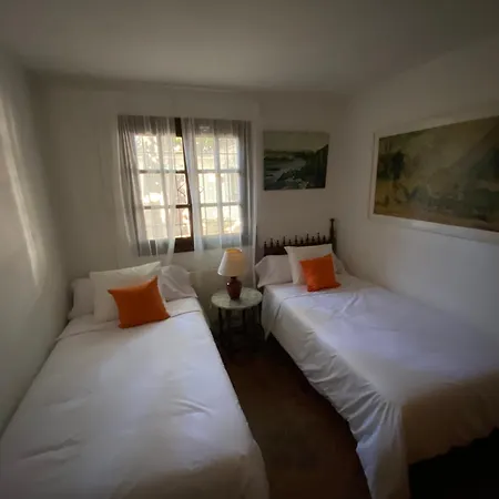 Casa Del Pintor Antonio Mesa 度假居 *