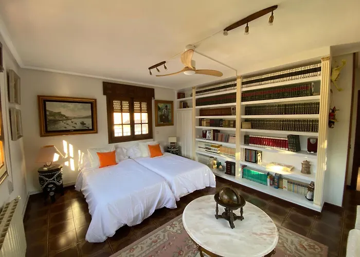 Casa Del Pintor Antonio Mesa Mombeltrán