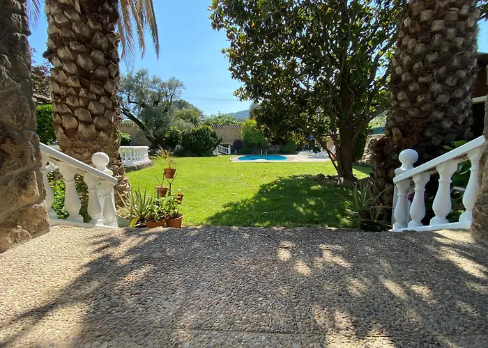 Casa Del Pintor Antonio Mesa * Mombeltrán